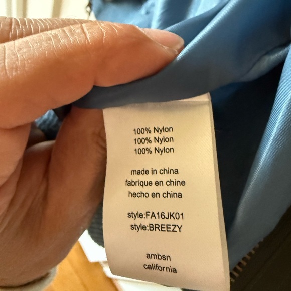 AMBSN Color Block Nylon Jacket - Picture 4 of 6